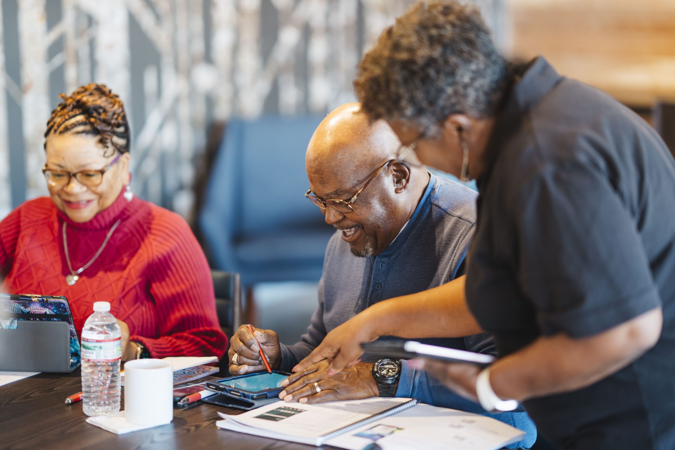 looking-forward-to-mondays-with-tom-kamber-–-senior-planet-from-aarp