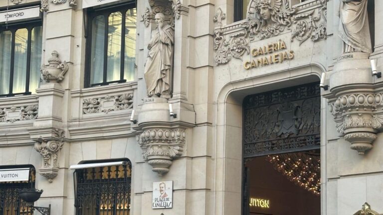 discover-a-new-world-of-art,-culture,-and-cuisine-in-madrid-|-sixty-and-me-–-from-sixtyandme.com