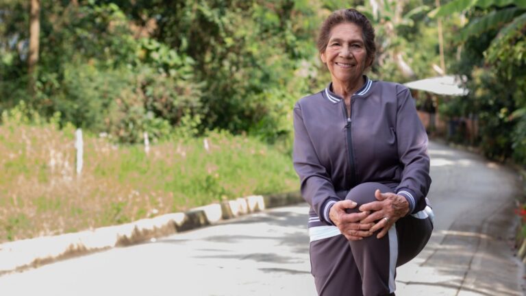 thrive-after-55:-3-tips-for-healthy-knees-|-sixty-and-me